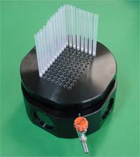 ハイペップ研究所の合成設備の画像04